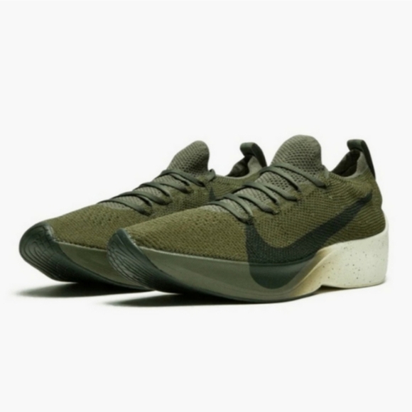 NIKE Vapor Street Flyknit size 6 main image 4